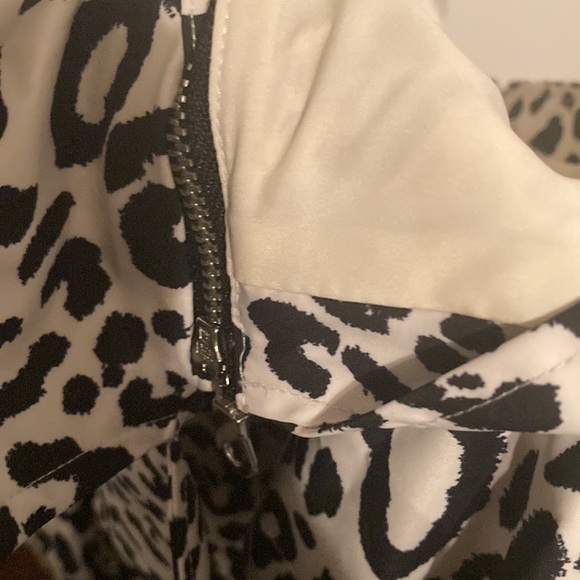 Chicos Cheetah-Print Trench Rain Coat - Picture 6 of 8